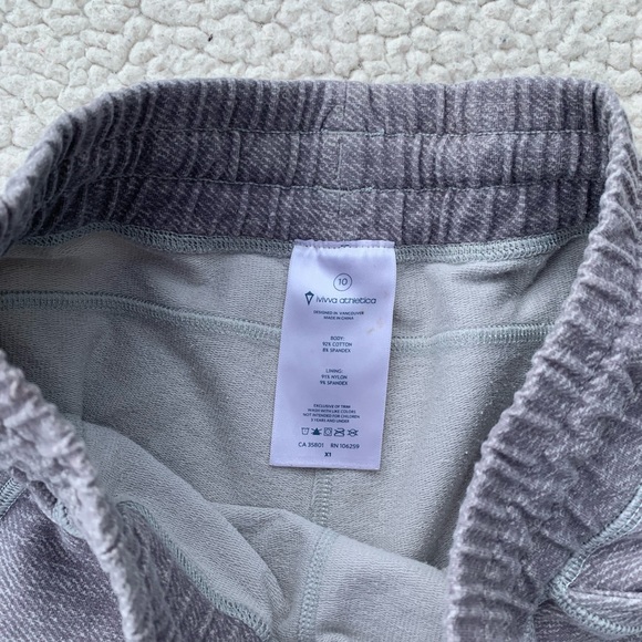 Ivivva Cargo Jogger Pants - Picture 2 of 8